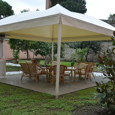 לינה וארוחת בוקר Dei Fiori פיסטויה